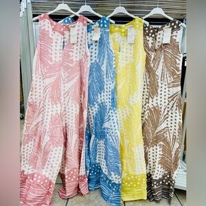 ITALIAN 🇮🇹 100 % LINEN Sugarlips Leaf Pattern Jumpsuit - Multicolor